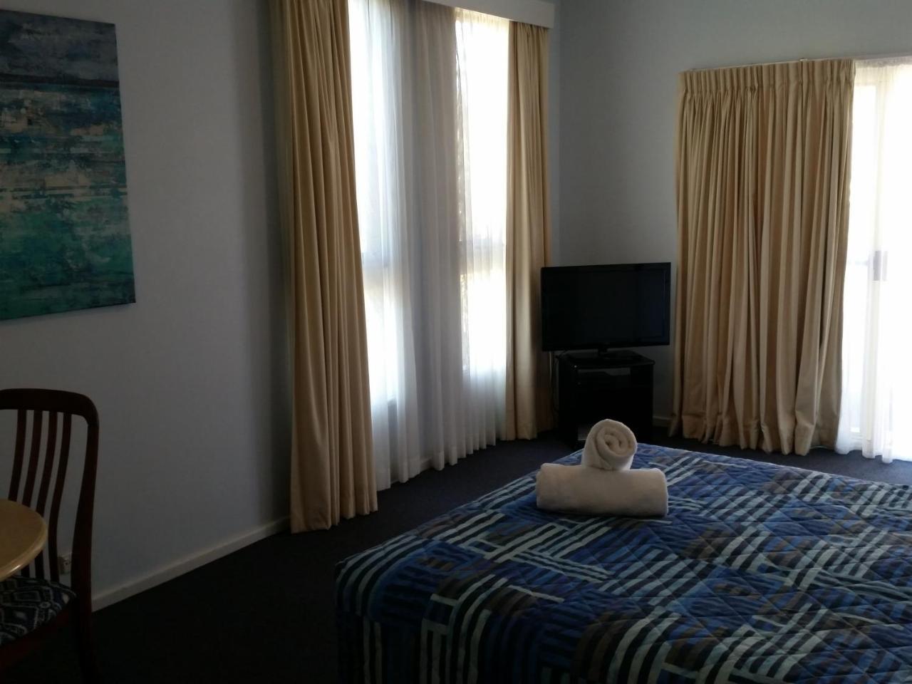 Dolphins Of Mollymook Motel And Fifth Green Apartments Extérieur photo